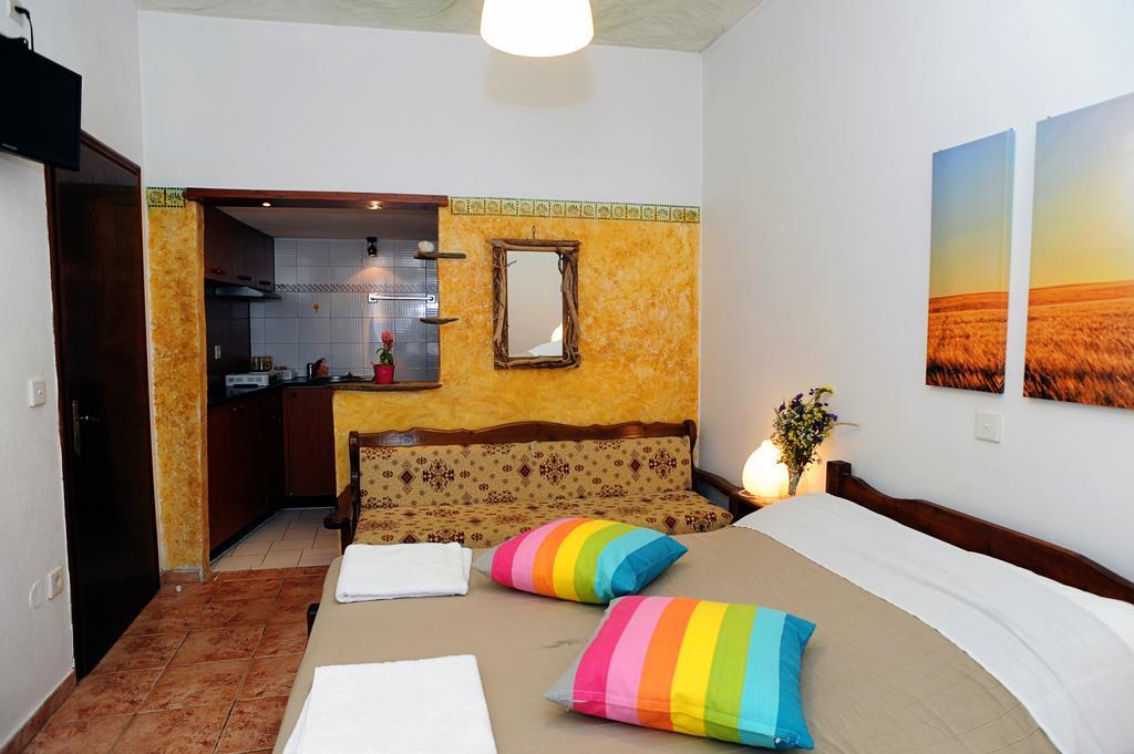 Pansion Andreas Apartment Tinos Island ห้อง รูปภาพ
